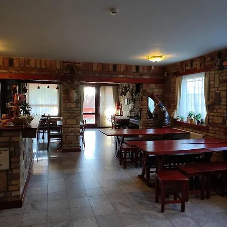 Bed & Breakfast Hollo Es Barany Vendeghaz Herend