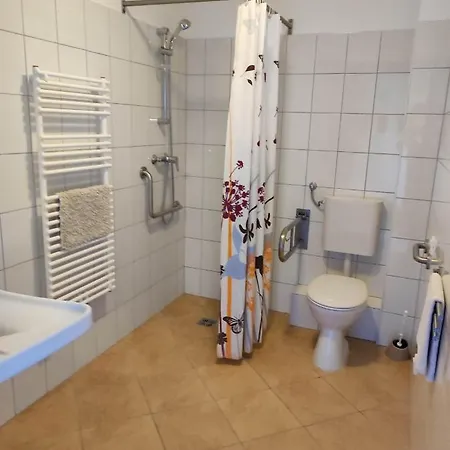 Bed & Breakfast Hollo Es Barany Vendeghaz Herend